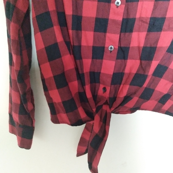 Madewell Red & Black Buffalo Plaid Tie Front Button Up Flannel Shirt Size Small - Picture 8 of 12